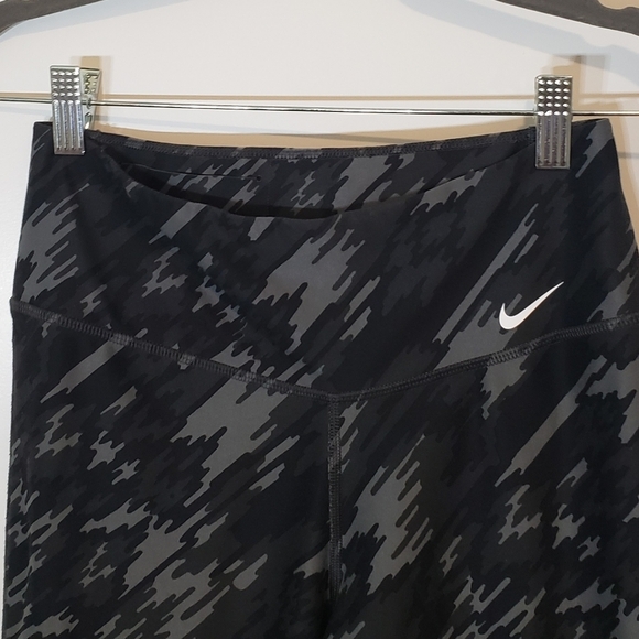 Nike Dri-Fit Mid-rise Camo Leggings Size Small Dark Smoke Grey One Legend Pant - Picture 2 of 14
